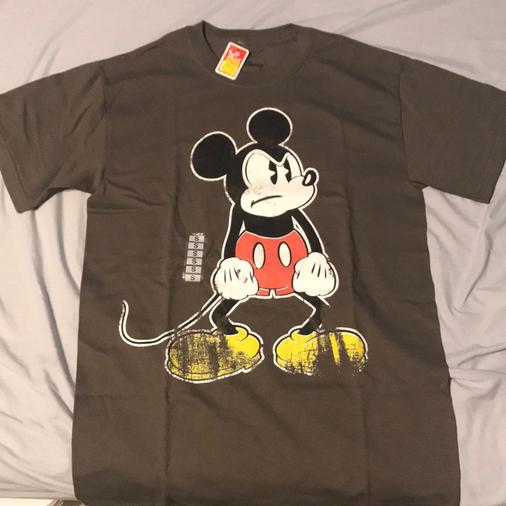 Disney Mickey Mouse t-shirt NEW